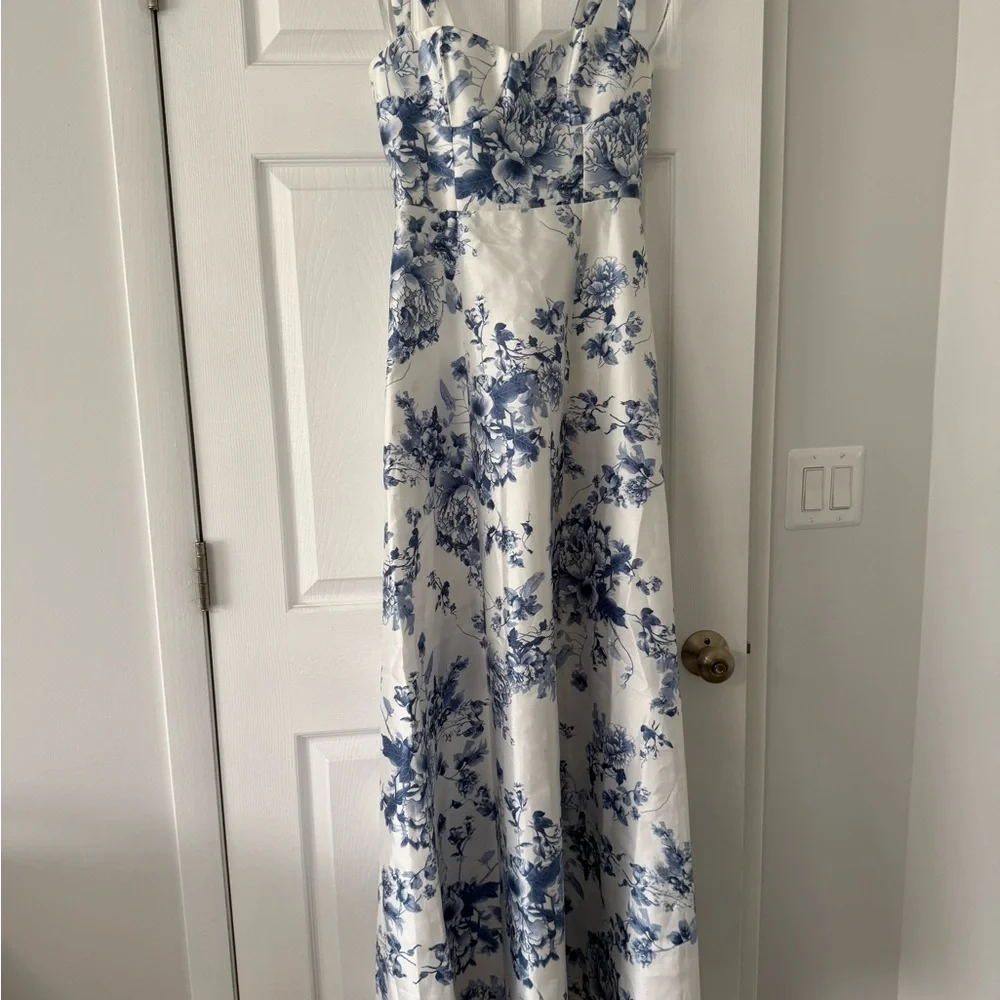 ALFRED SUNG Blue Floral Lace Up A-Line Gown - Picture 5 of 16